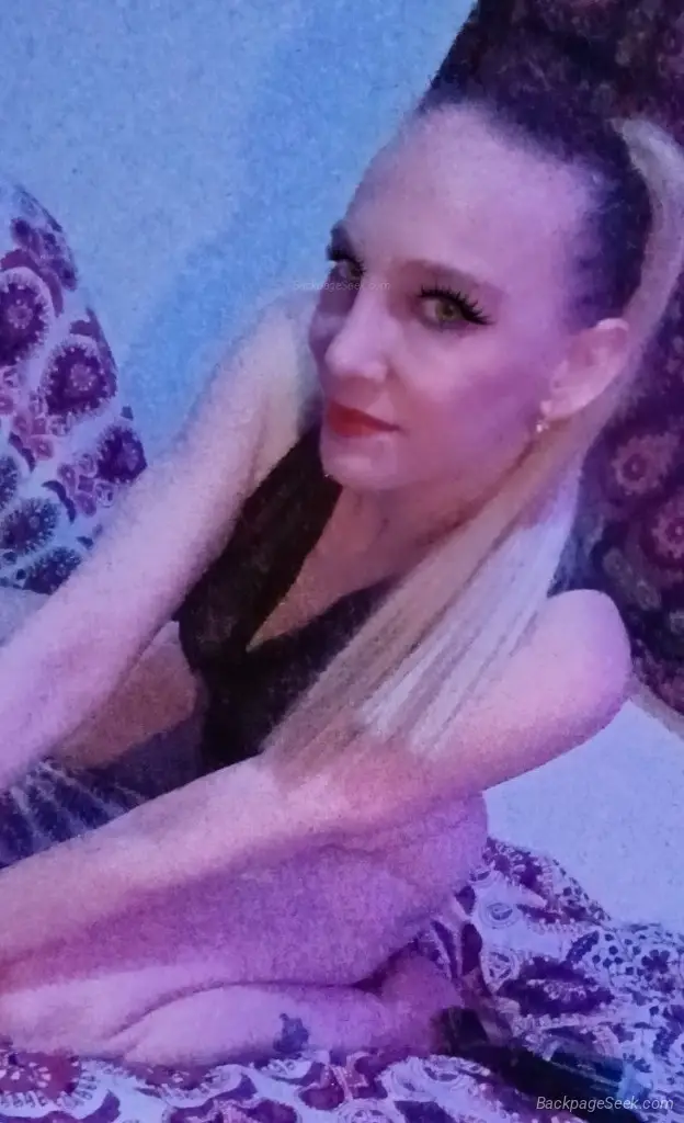 IM NOT WIFE MATERIAL BUT IM A DELICIOUSLY GOOD FUCK in Fort Lauderdale – Women Seeking Men photo 5