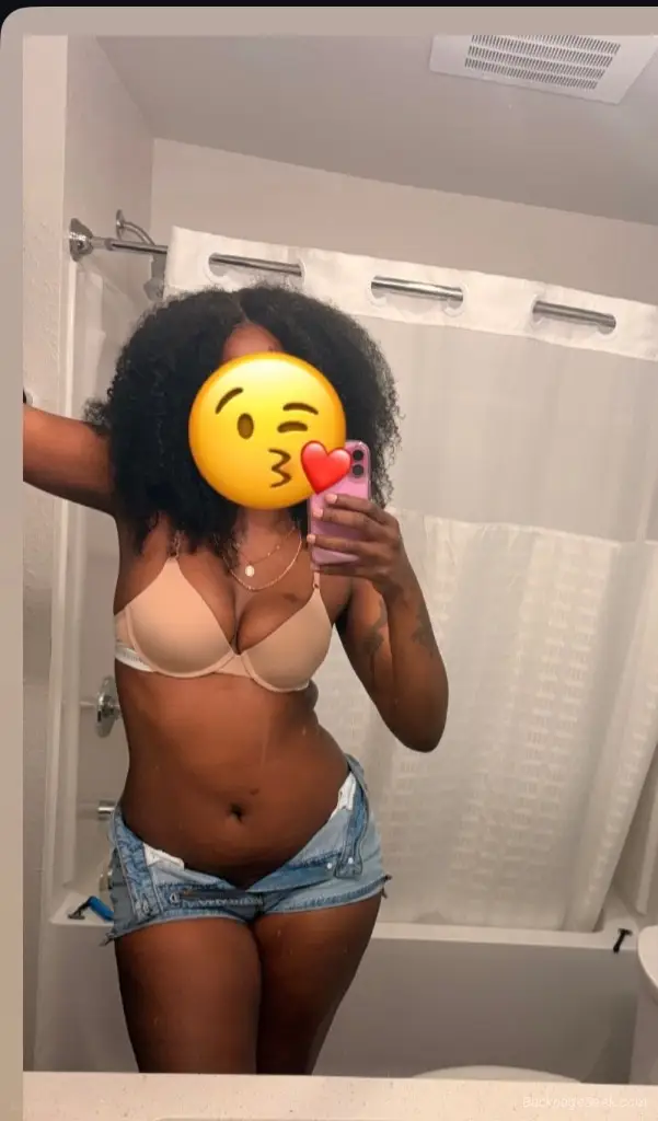 5'11 Amazon Island Slim thick Goddess WAP