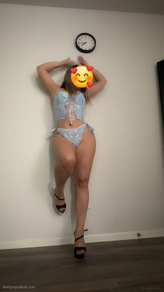 chica latina caliente in Fort Lauderdale – Women Seeking Men photo 2