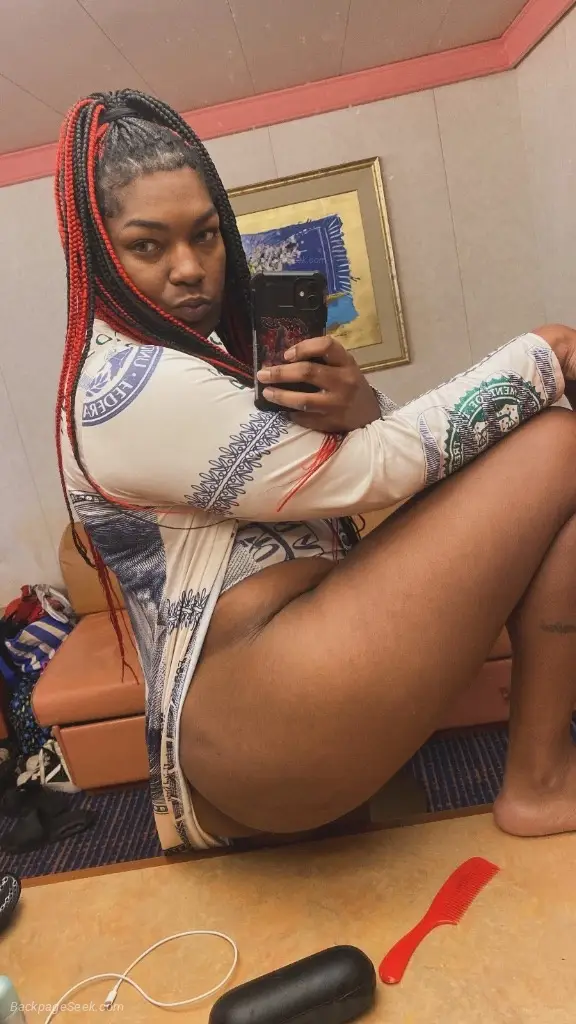 COME PLAYY IN MY WATER PARK BROWNSKIN PETITEE KINKYY FREAKK... in Fort Lauderdale – Women Seeking Men photo 2