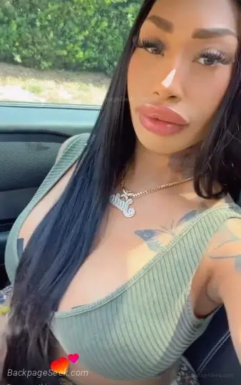 Pretty Baddie