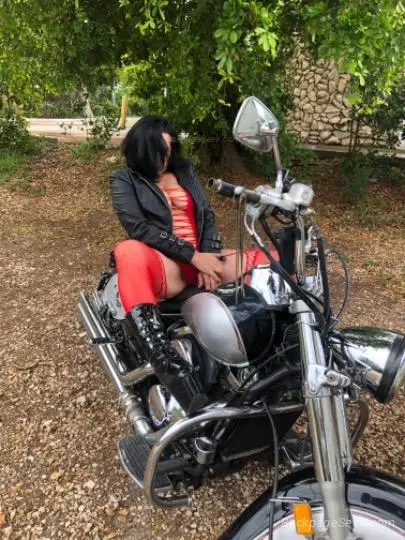 CUM TO MY PLACE THEN ON MY FACE in Fort Lauderdale – Women Seeking Men photo 3