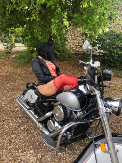 CUM TO MY PLACE THEN ON MY FACE in Fort Lauderdale – Women Seeking Men photo 4