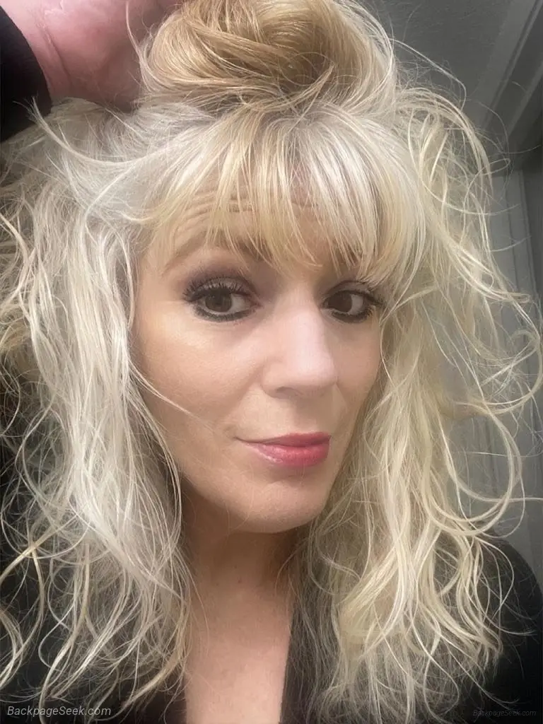 looking for that full service GFE what or maybe just a BBJ in Fort Lauderdale – Women Seeking Men photo 2
