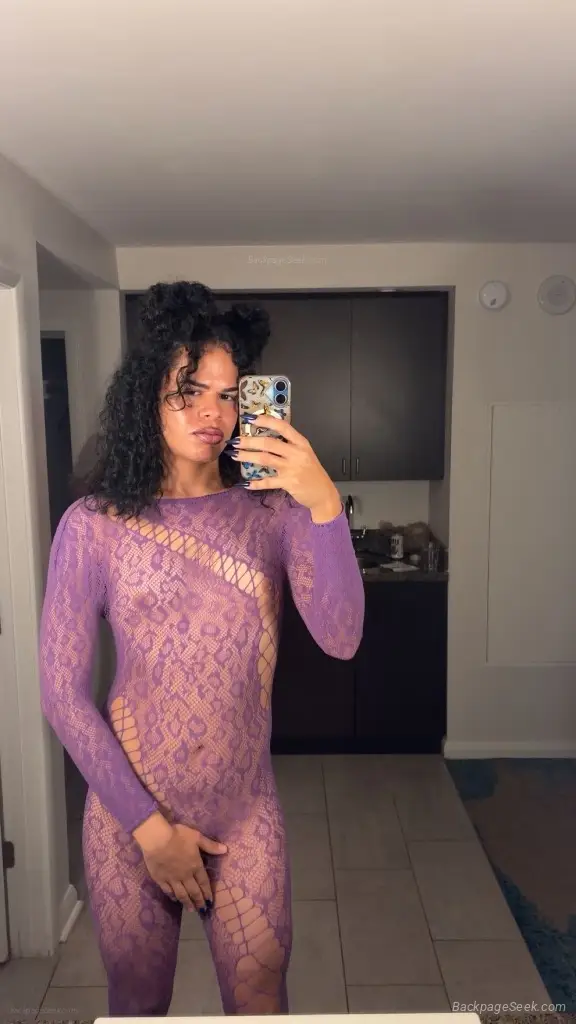 ts top in Fort Lauderdale – Women Seeking Men photo 2