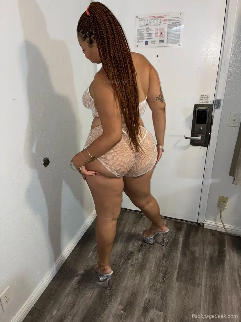 100 Incall Qv Thick Curvy Lightskin With Some Head To Die Fo... in Fort Lauderdale – Women Seeking Men photo 5