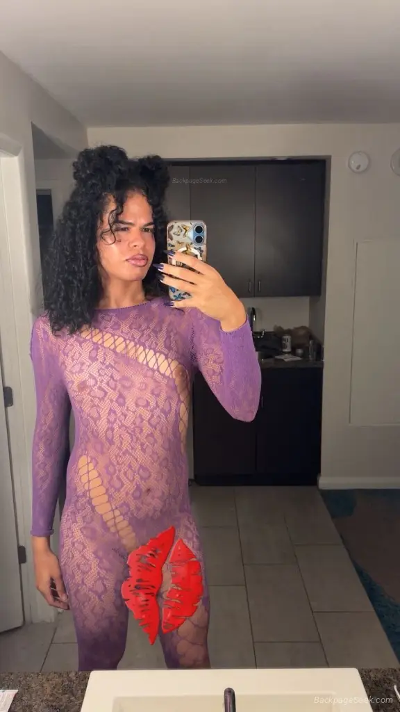 ts top in Fort Lauderdale – Women Seeking Men photo 5