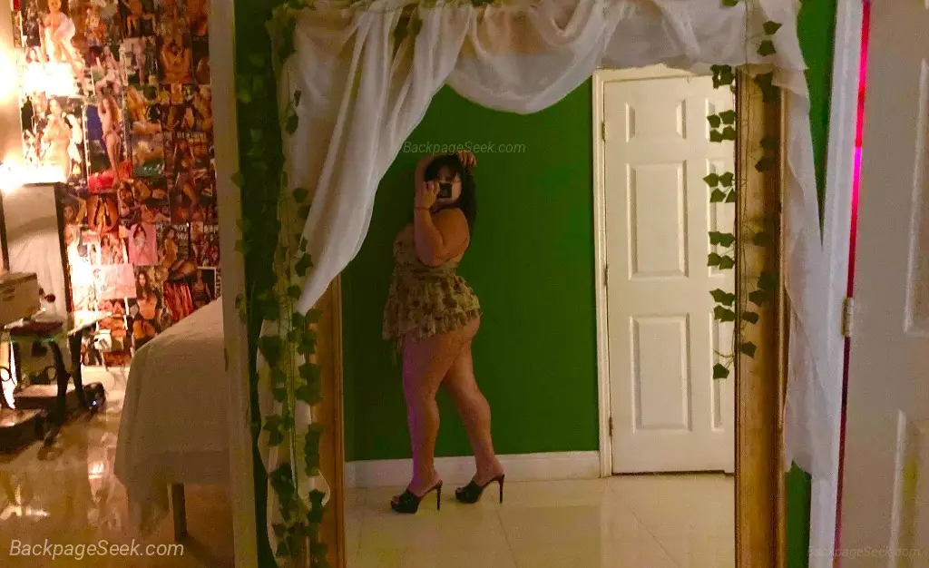 Friendly Neighborhood Pleasure Companion in Fort Lauderdale – Women Seeking Men photo 2