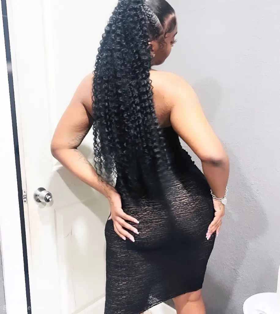 BIG BOOTY UPSCALE DISCREET QUEEN OF BACKSHOTS - available 10... in Fort Lauderdale – Women Seeking Men photo 5