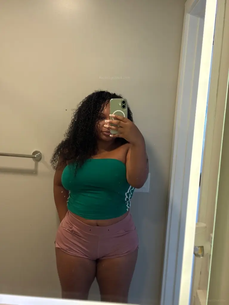 Im feeling nice today !!! So HURRY & BOOK