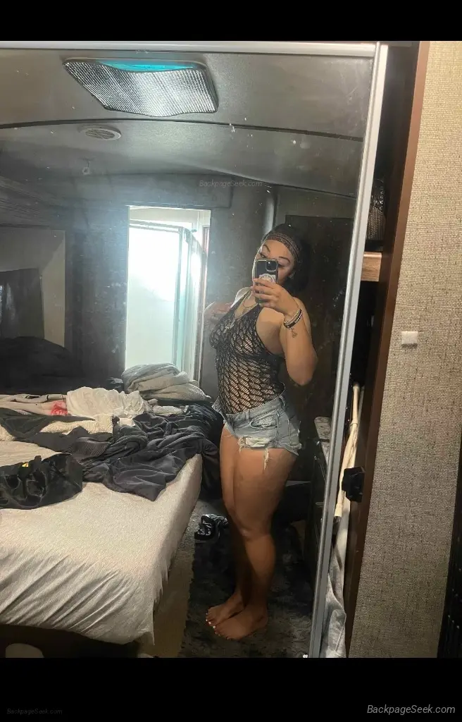 MOCHA LIGHTSKIN IM WET OUTCALL and CARDATE RN