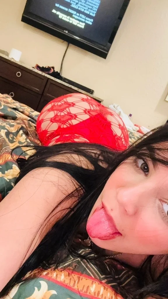 Nueva latina En el rea Rica Con Rico Culo Para ti papi ven y... in Fort Worth – Women Seeking Men photo 3