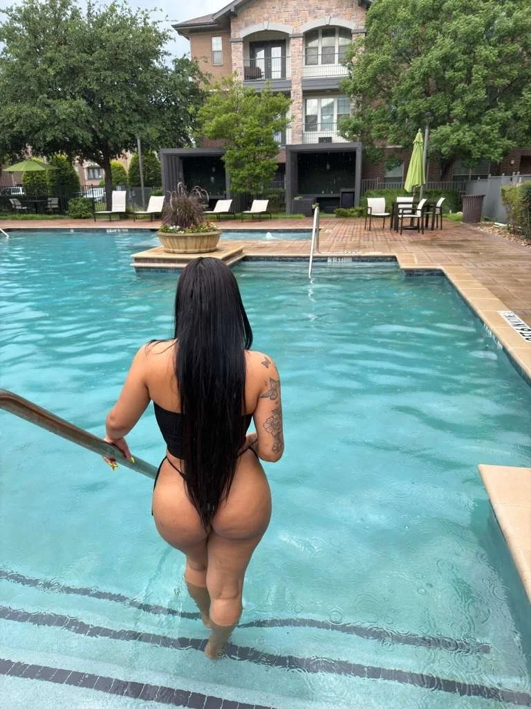 Daniella in Fort Worth – Women Seeking Men photo 3