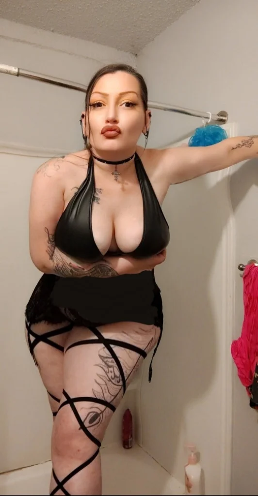 SUNDAY SPECIALS DONT MISS OUT Curvy Tight Wet and Just For Y... in Fort Worth – Women Seeking Men photo 3