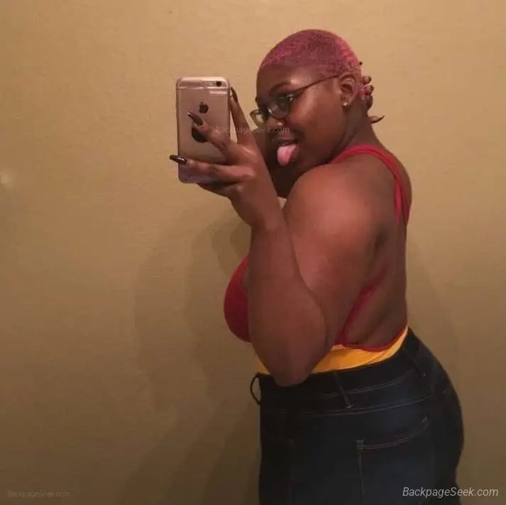 SEXY THICK CHOCO BABY REAL SWEET AND AIM TO PLEASE HMU AND S... in Fort Worth – Women Seeking Men photo 2
