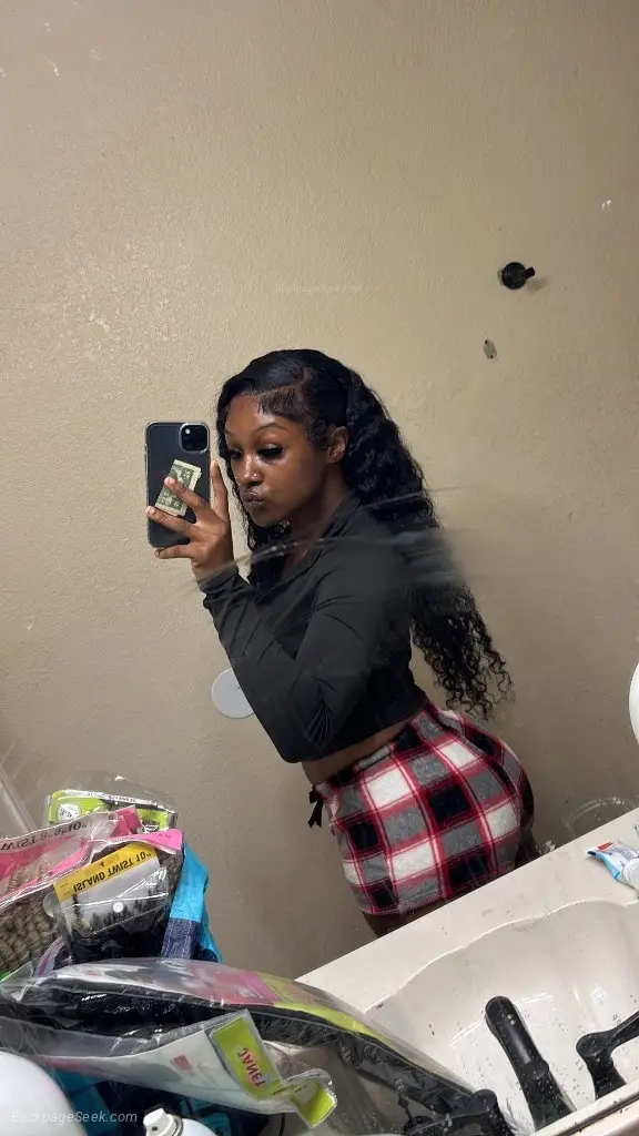 Looking For Regulars in Fort Worth – Women Seeking Men photo 3