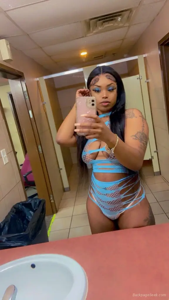 y come play with Ms.pink outcalls Car play