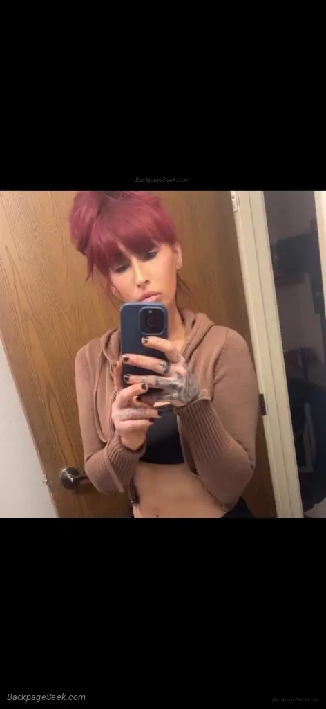 wish to have a slim, thick, sexy white girl ready to satisfy your every
