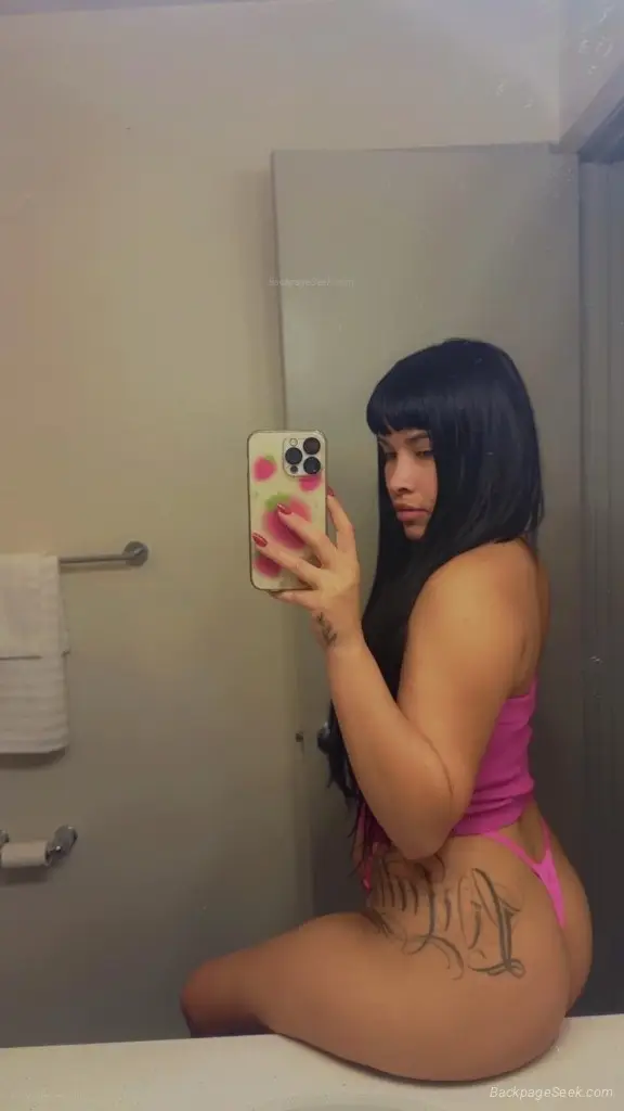 Stefany in Fort Worth – Women Seeking Men photo 2