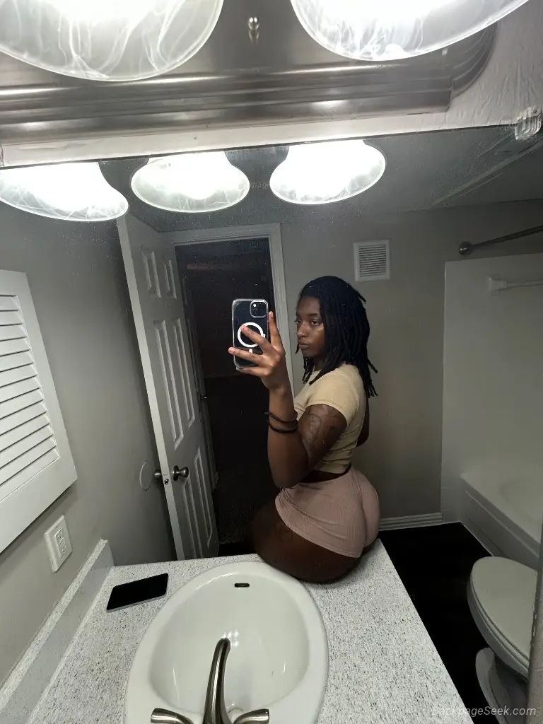 Bailey in Fort Worth – Women Seeking Men photo 4