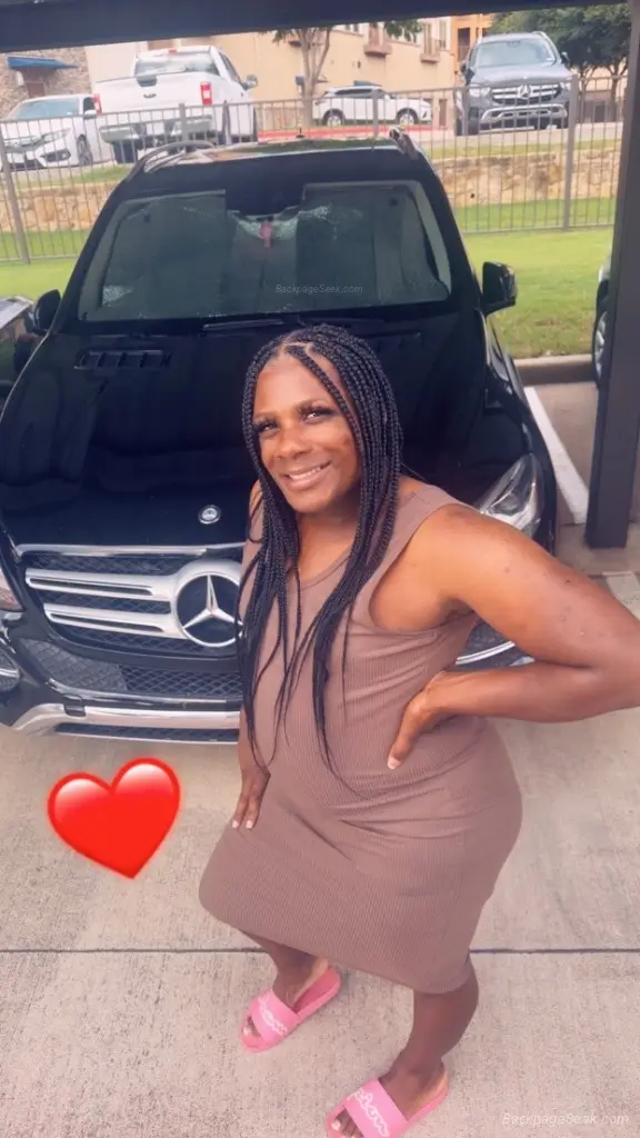 Titi's Playhouse in Fort Worth – Women Seeking Men photo 3