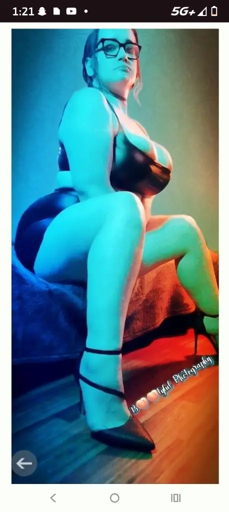 INCALL LOCATION IN UPSCALE PART OF CLOVIS WHITE GIRL HOT WET... in Fresno – Women Seeking Men photo 4