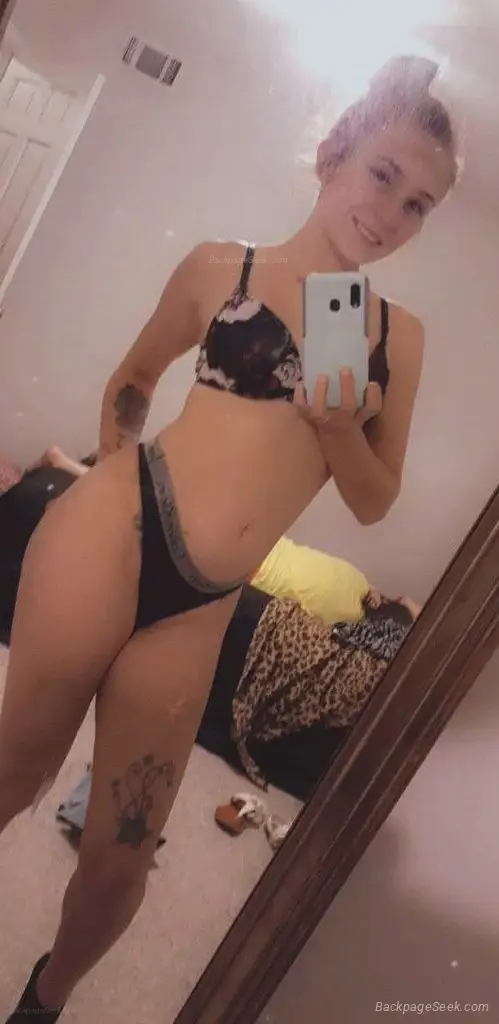 Sexy bombshell available for incall or outcall 420 friendly... in Fresno – Women Seeking Men photo 3