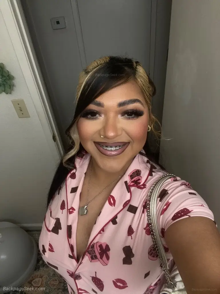 ATF sexy latina available outcalls ask about my FT shows pri... in Fresno – Women Seeking Men photo 3