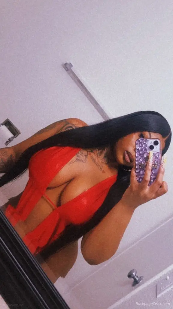 SEXYMAMI AVAILABLE NOW OUTCALLS
