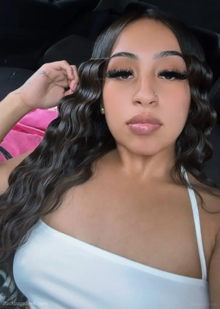Upscale Latina Beauty 5 Treatment