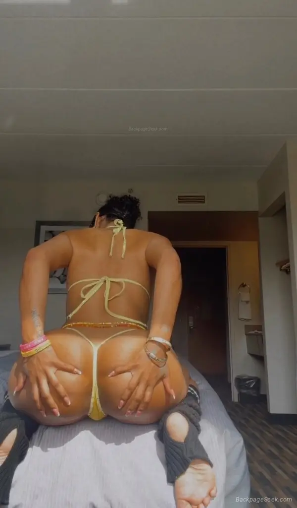 outcall carplay big titty latina big ass in Fresno – Women Seeking Men photo 2