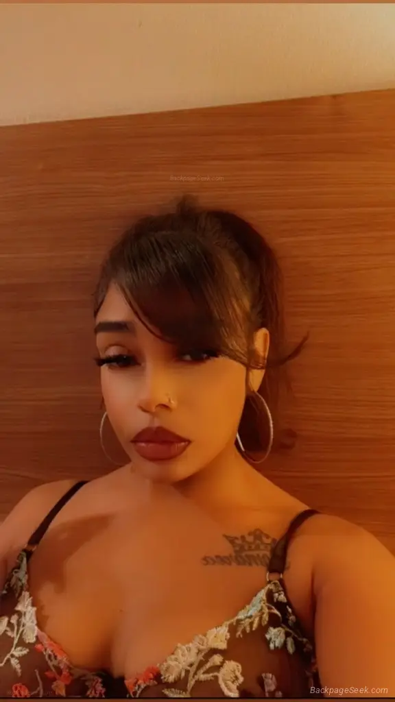 CUMM SEE MEE SeXy PETITE TREAT HABLO ESPANOL Dont Miss Out