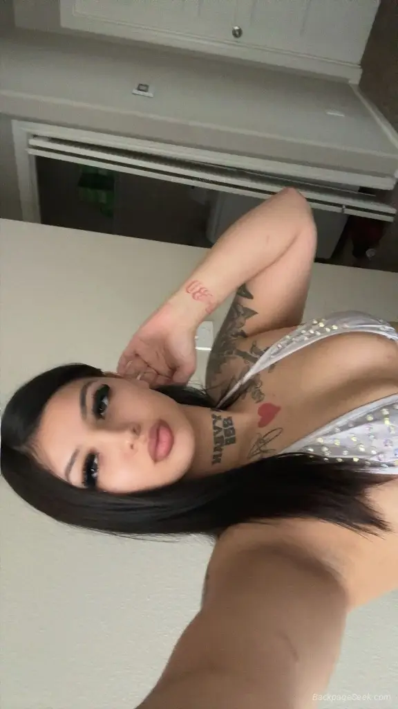 Slim Thick Petite Freak in Fresno – Women Seeking Men photo 2