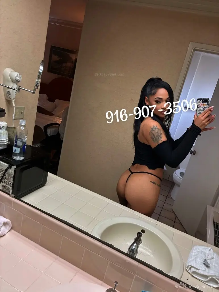559 favorite PETITE treat soaking wet LATINA FREAK FLEXIBLE... in Fresno – Women Seeking Men photo 6