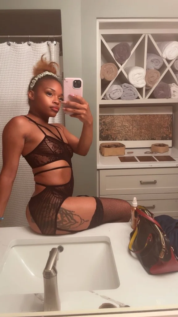 CUM HAVE FUN WITH ME in Grand Rapids – Women Seeking Men photo 5