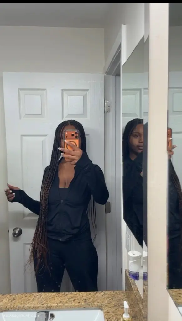 Melt in your mouth chocolate g Available for incall and outc... in Grand Rapids – Women Seeking Men photo 5