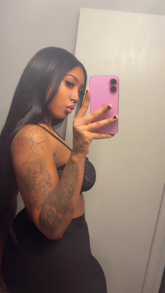 Cum Play With Me in Greensboro – Women Seeking Men photo 2