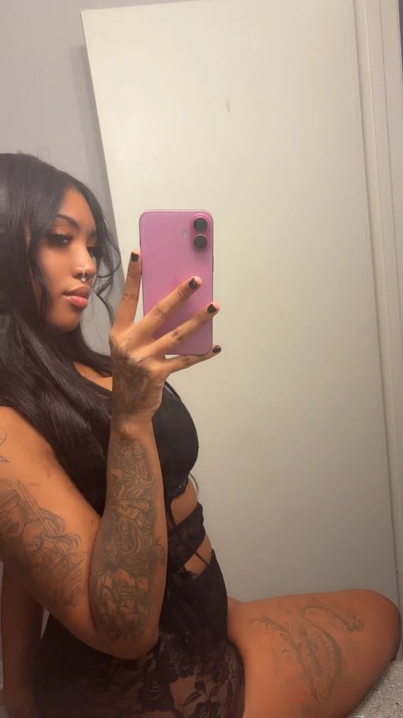 Cum Play With Me in Greensboro – Women Seeking Men photo 4