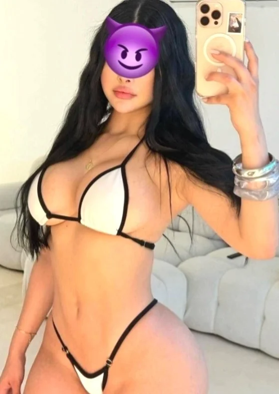 full service colombia sexy Hi I m I m new to the area 100 in... in Greensboro – Women Seeking Men photo 3