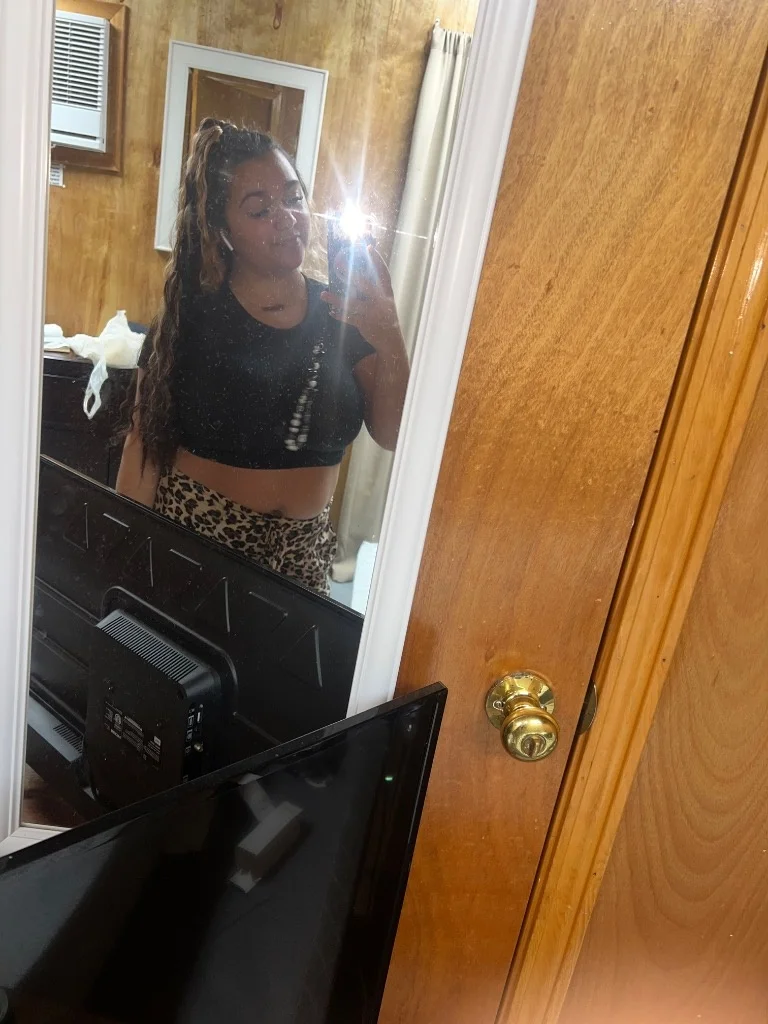 I m open-minded easy to talk to and love meeting interesting... in Greensboro – Women Seeking Men photo 2