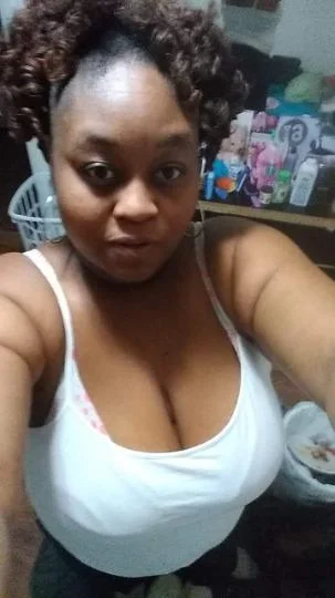 Bbw come let me taste u and slide in this wet wet then cum a... in Greensboro – Women Seeking Men photo 2