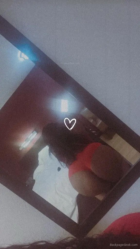 come and taste my honey in Greensboro – Women Seeking Men photo 2