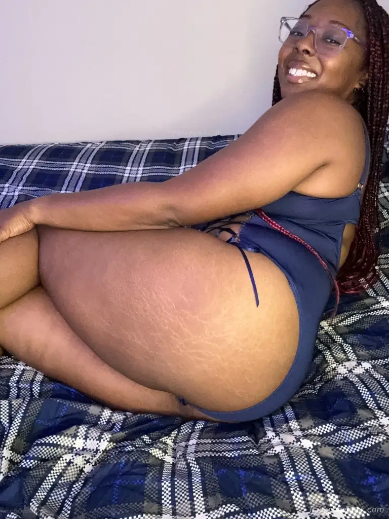 Where Fantasy Meets Sophistication in Greensboro – Women Seeking Men photo 6
