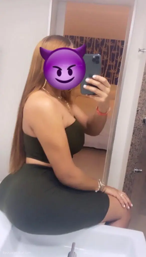 Hi I'm Latina my love Come and take advantage I just arrived... in Greensboro – Women Seeking Men photo 3