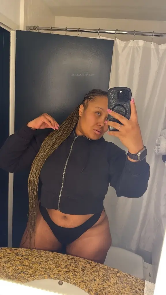Come Experience Ms Honey While I m In Town in Greensboro – Women Seeking Men photo 3
