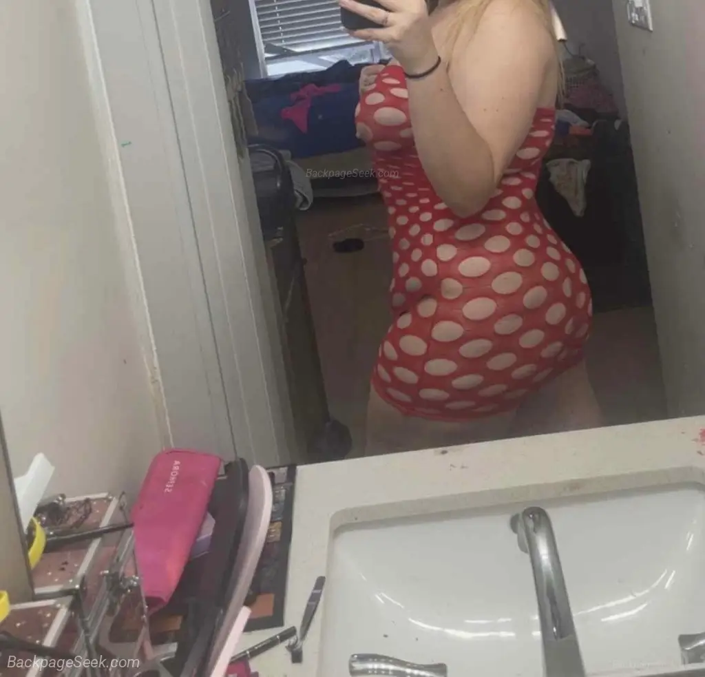 EXOTIC SNOWBUNNI READY SPECIALS ALL NIGHT in Greensboro – Women Seeking Men photo 4