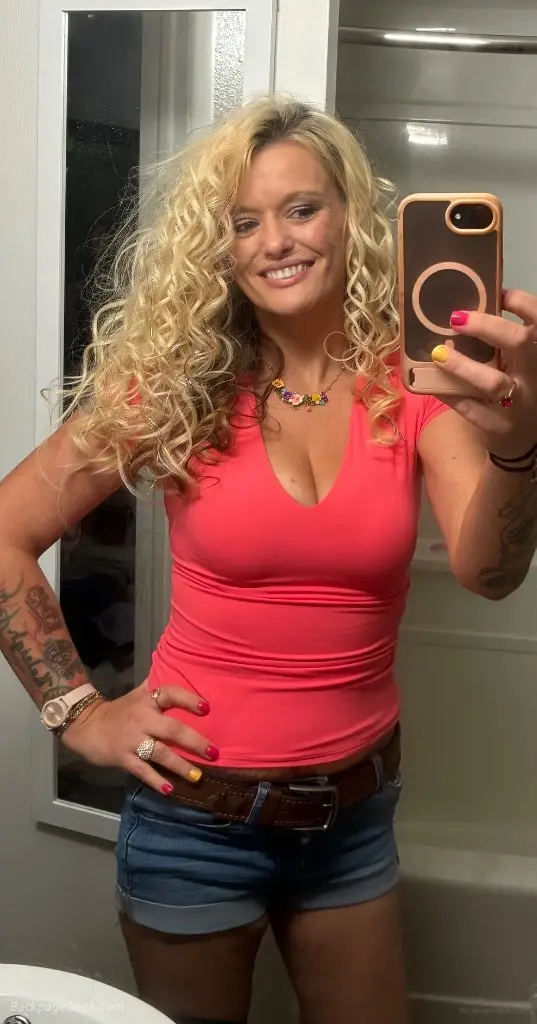 let me blow your mind in Greensboro – Women Seeking Men photo 3
