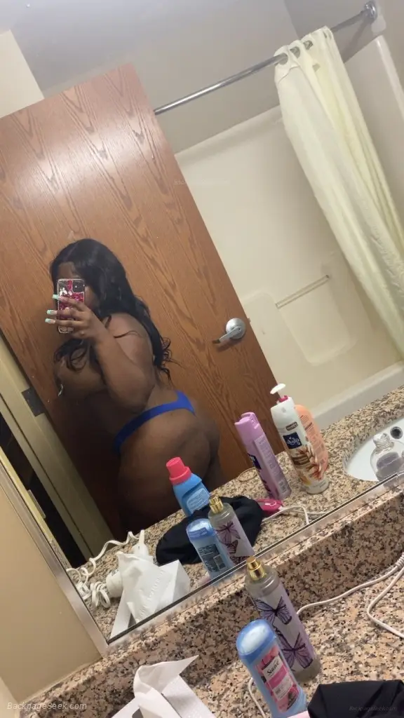 phat wet tight pussy with big tits and ass incalls only in Greensboro – Women Seeking Men photo 4
