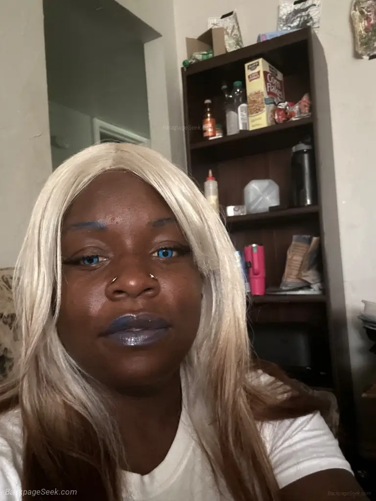 Independent professional available now in your area for outcall