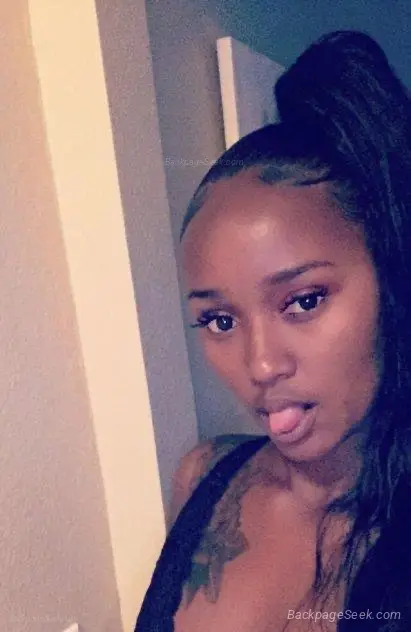 FACETIME SHOWS CUSTOM CONTENT ONLY